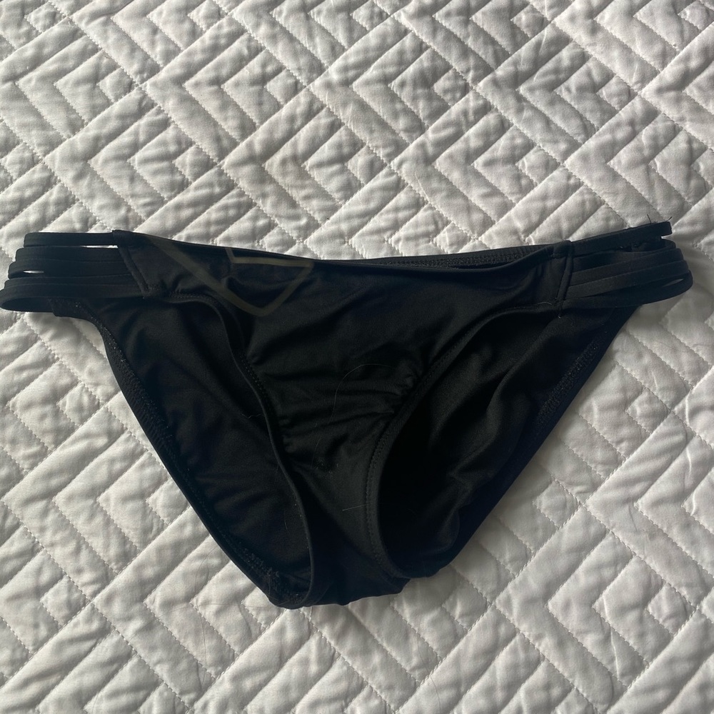 black bikini bottoms